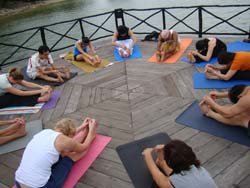 paschimottasana by the sea1